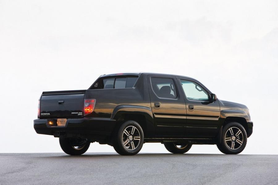  Honda Ridgeline Sport 2012 года  (фото 23 из 87)